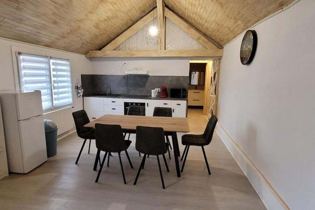 La Maison De L'Abeille De Percey Longeau-Percey Eksteriør billede