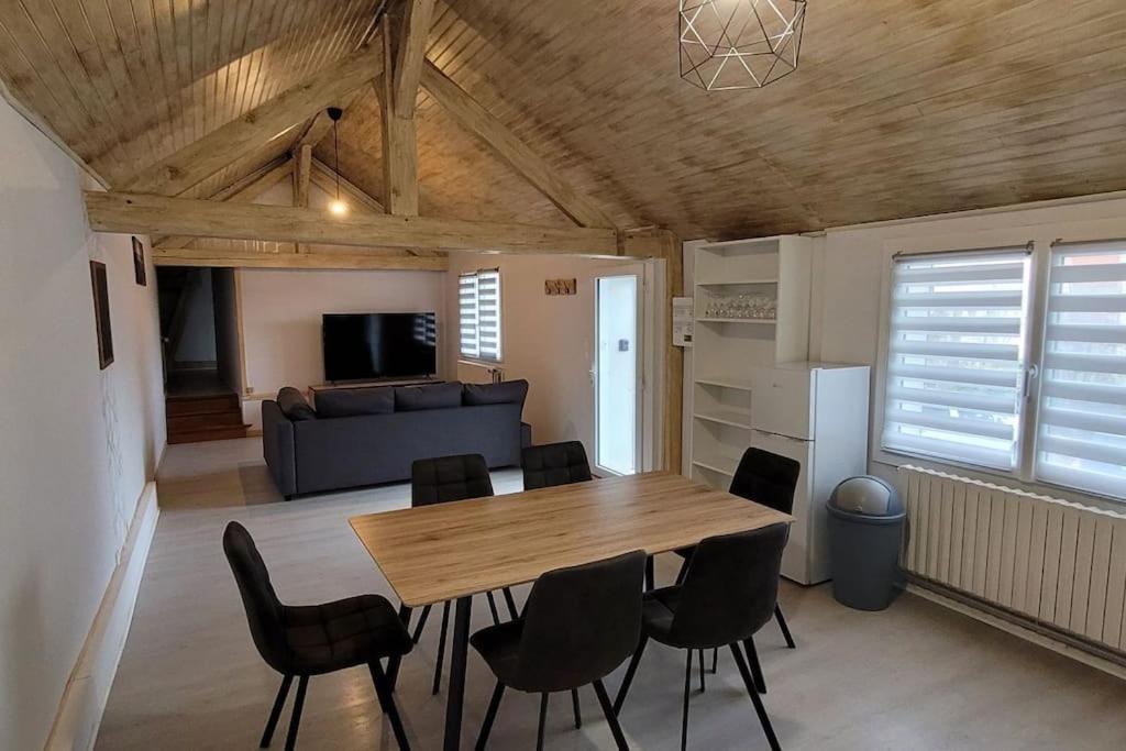 La Maison De L'Abeille De Percey Longeau-Percey Eksteriør billede
