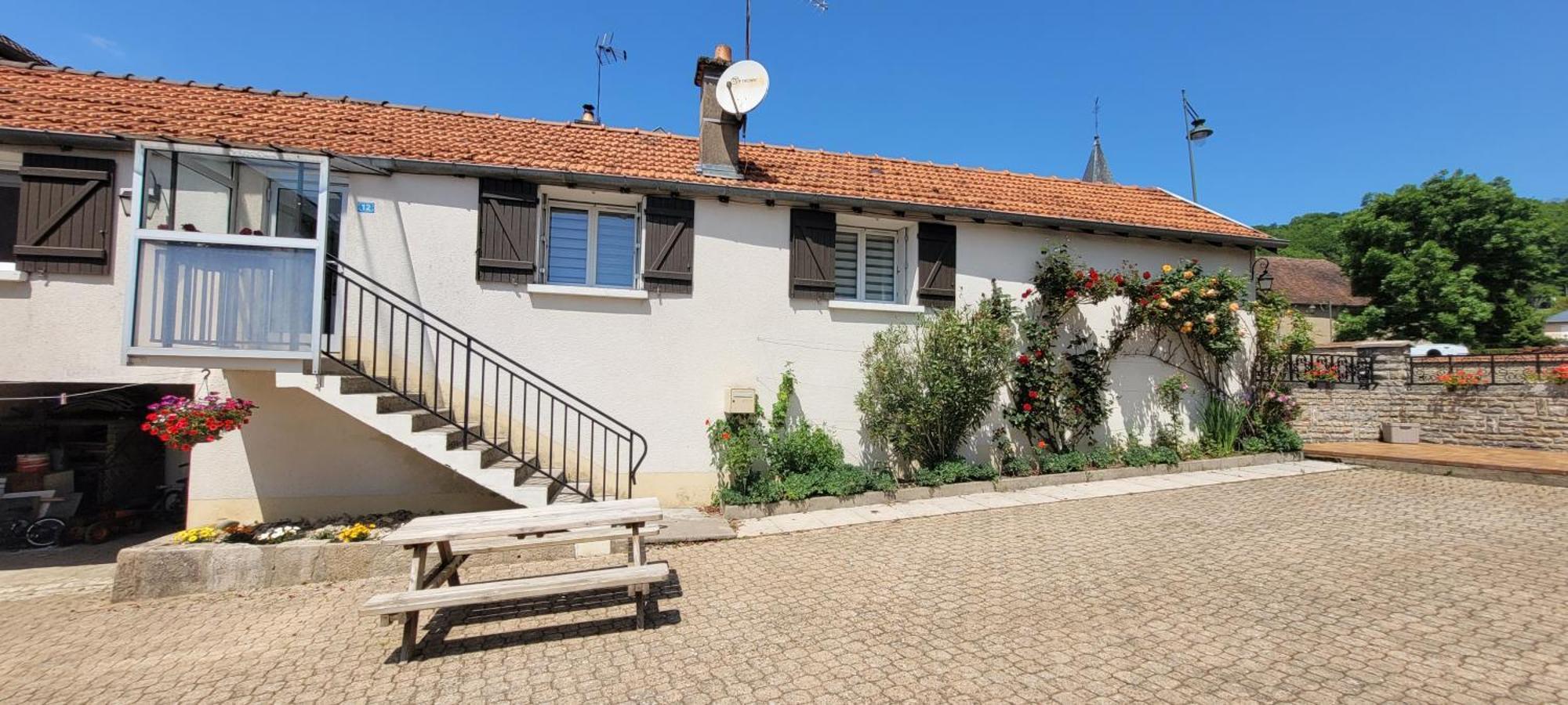 La Maison De L'Abeille De Percey Longeau-Percey Eksteriør billede